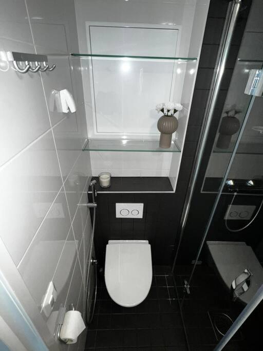 Cozy Penthouse Loft - Near The Airport Apartment Vantaa Luaran gambar