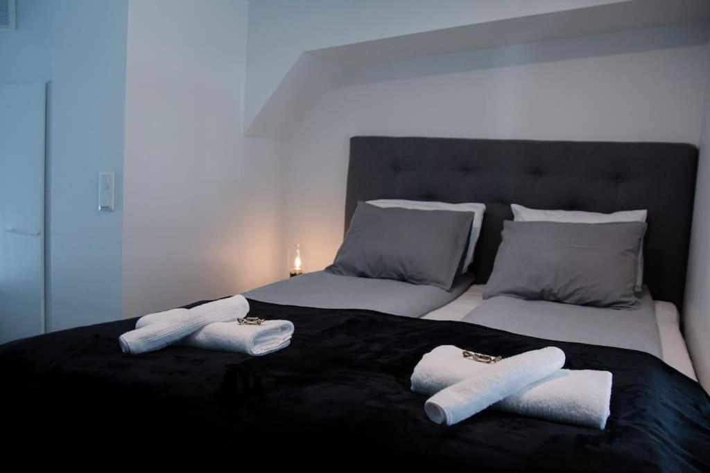 Cozy Penthouse Loft - Near The Airport Apartment Vantaa Luaran gambar